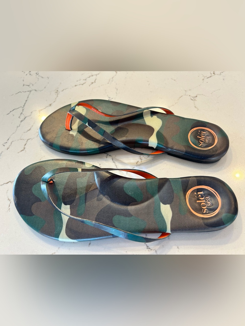 Solei Sea Indie camo flip flops - Picture 6 of 10